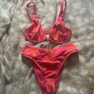 hollister pink and orange hibiscus bikini